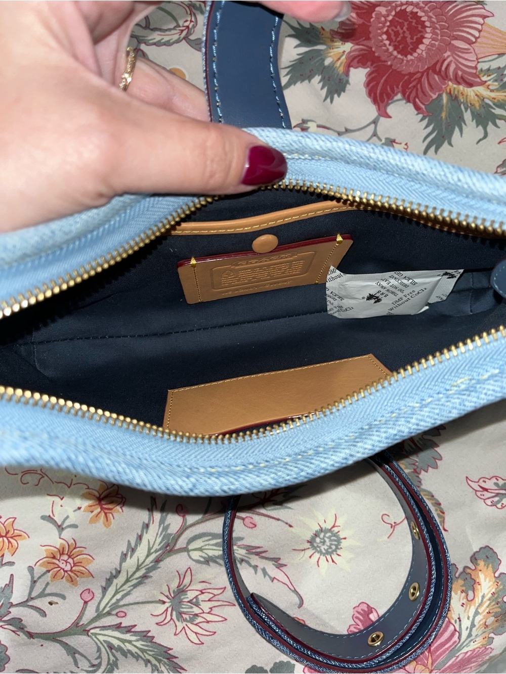 Coach Denim Hamptons Hobo Shoulder Bag with Brass Hardware - Picture 3 of 7